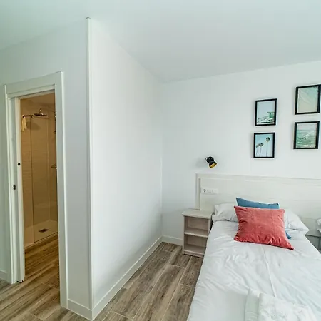 Alima Surf & Hotel *