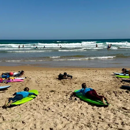 Alima Surf & Hotel *