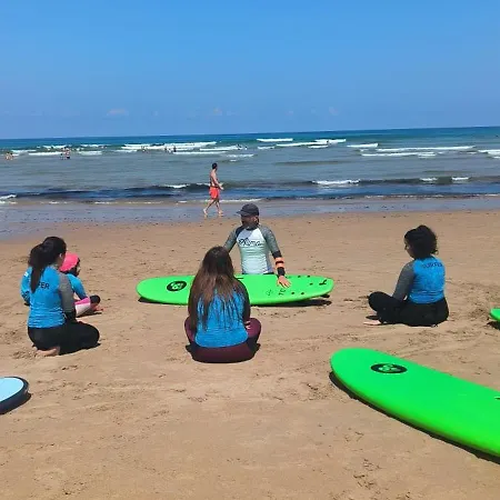 Alima Surf & Hotel