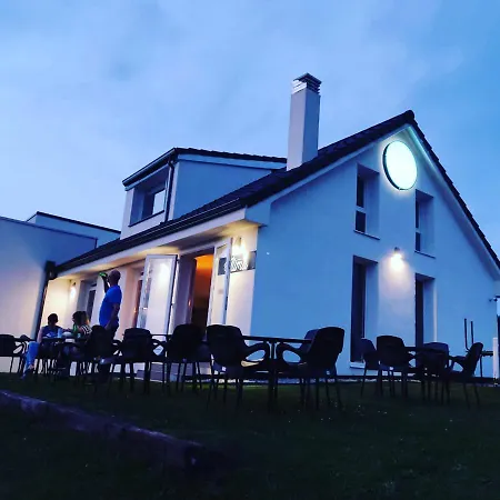 Alima Surf & Hotell *