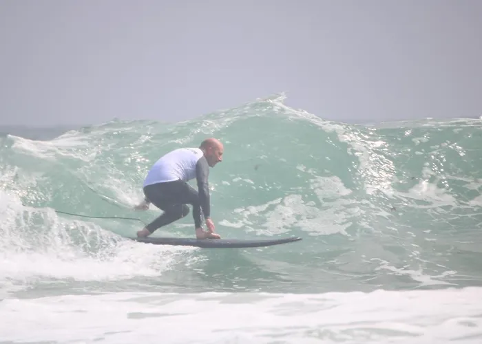 Alima Surf & Hotell *